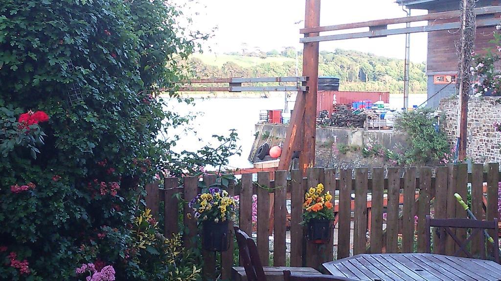 The Boat Yard Apartment Appledore Exterior foto